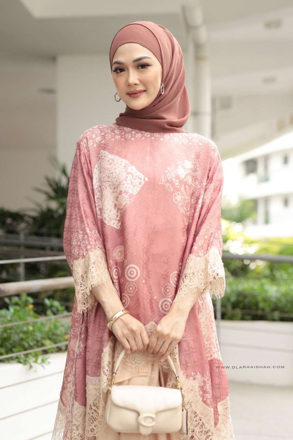 RATU-KAFTAN-SALMON.3 RATU-KAFTAN-SALMON.3