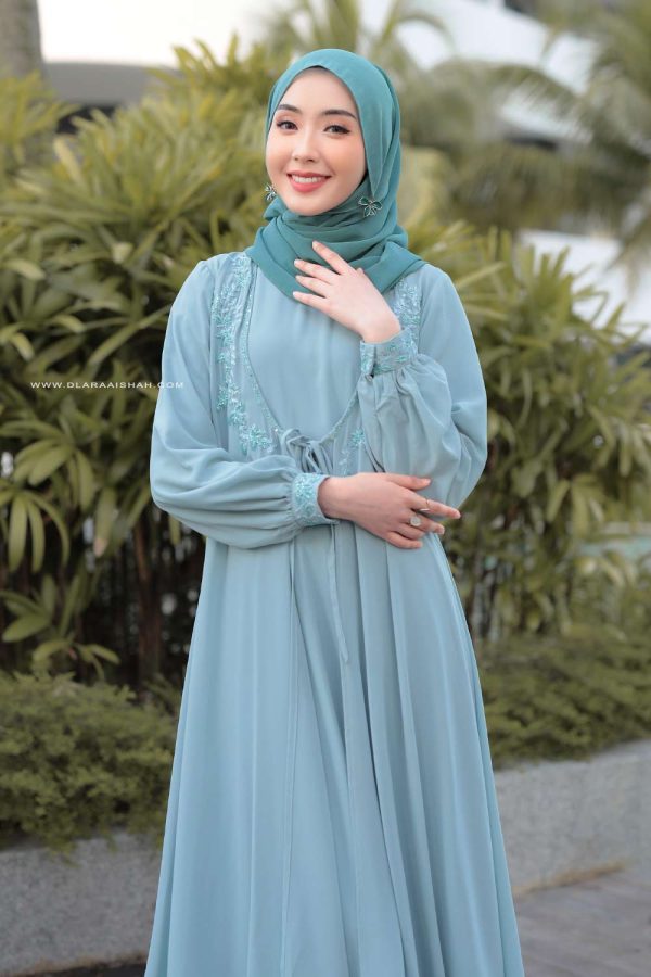 MEDEENA-ABAYA-MOMS-BABY-BLUE.4 MEDEENA-ABAYA-MOMS-BABY-BLUE.4