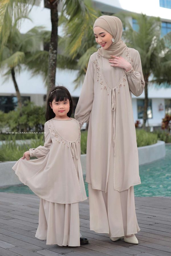 MEDEENA-KIDS-NUDE.4 MEDEENA-KIDS-NUDE.4