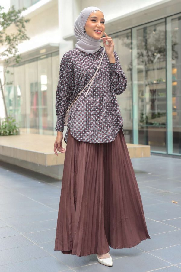 MARGARET.BLACK.3 MARGARET.BLACK.3