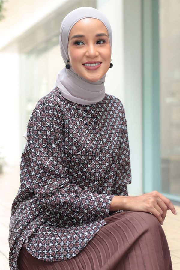 MARGARET.BLACK.6 MARGARET.BLACK.6