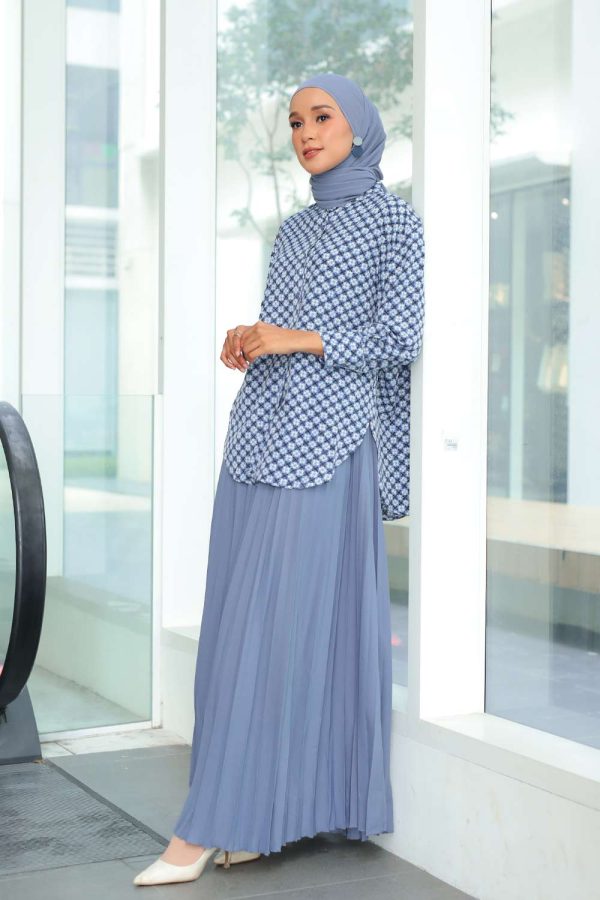 MARGARET.NAVY.2 MARGARET.NAVY.2