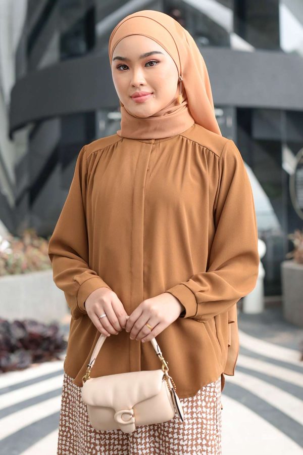 AMERIE-KHAKIS-3-JPG AMERIE-KHAKIS-3-JPG