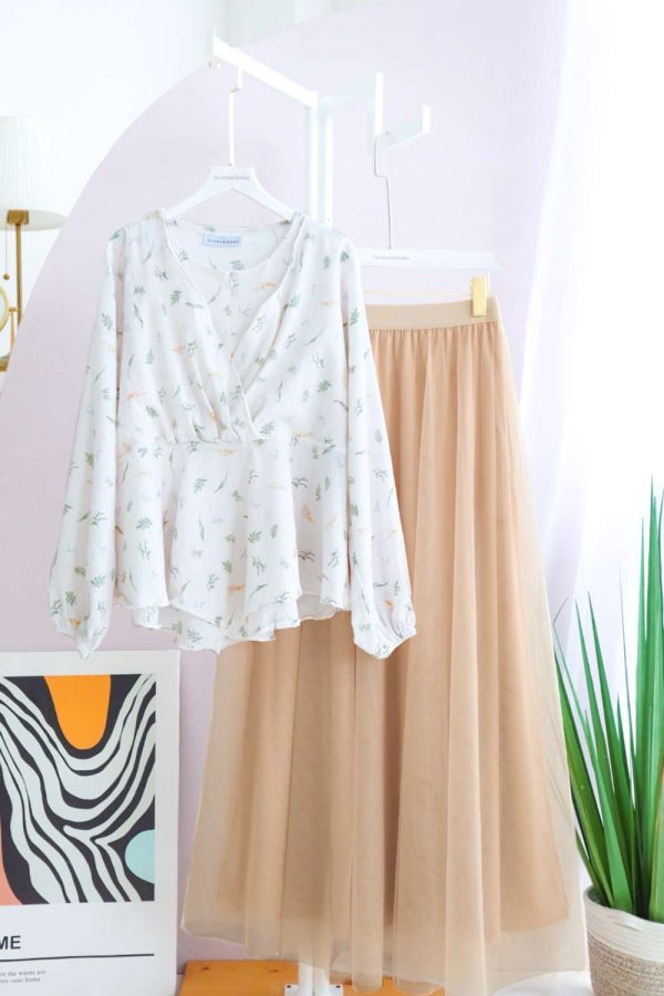ESTELLA,WHITE.2