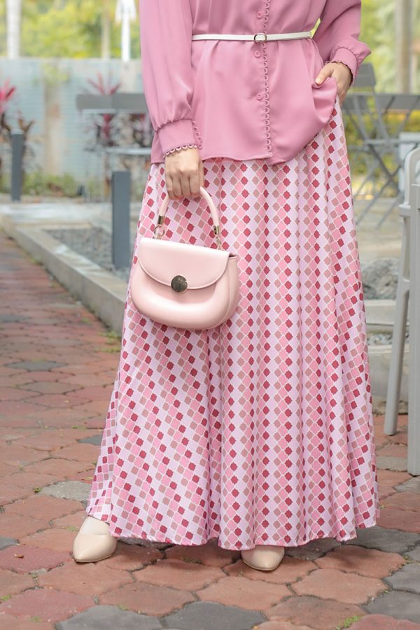 CLARISSA.MAROONPINKN.1