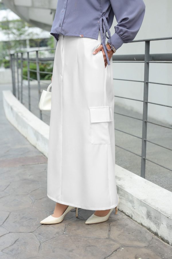 DARLING.WHITE.1
