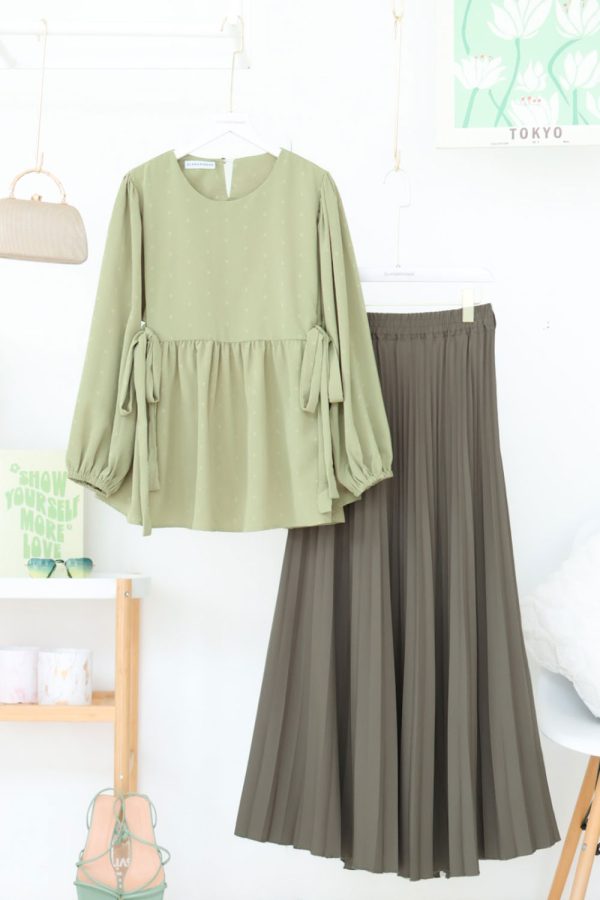 MARIE.APPLE.2 MARIE.APPLE.2