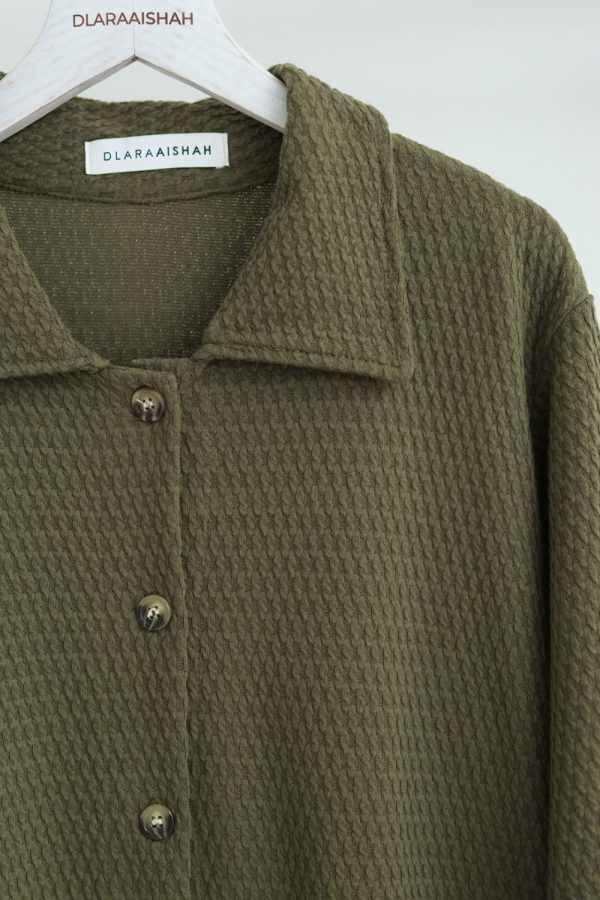 DERYN.OLIVE.2 DERYN.OLIVE.2