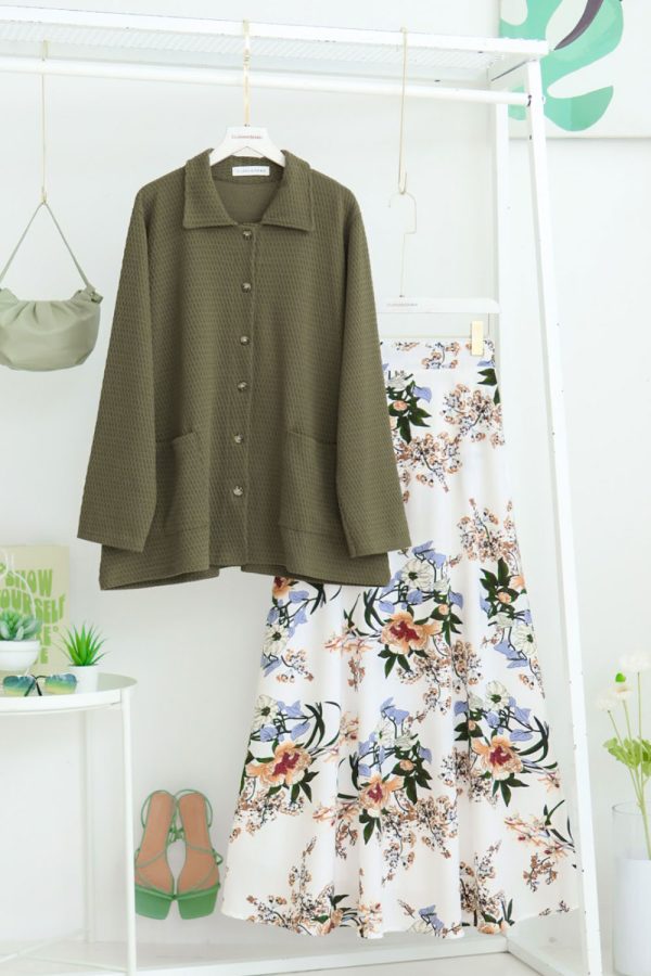 DERYN.OLIVE.4 DERYN.OLIVE.4