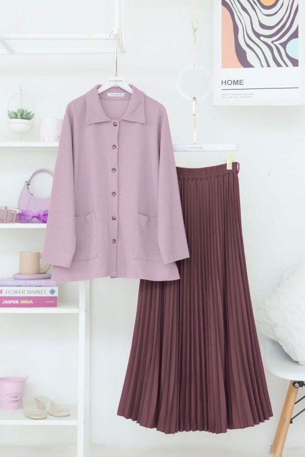 DERYN.PURPLE.4 DERYN.PURPLE.4