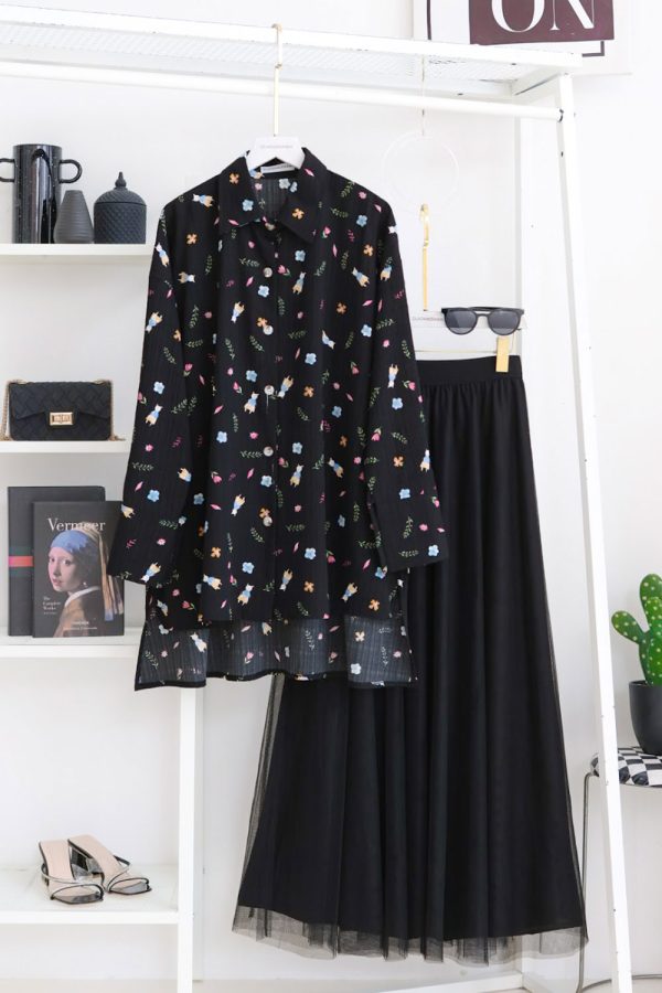 KAREENA.BLACK.5 KAREENA.BLACK.5