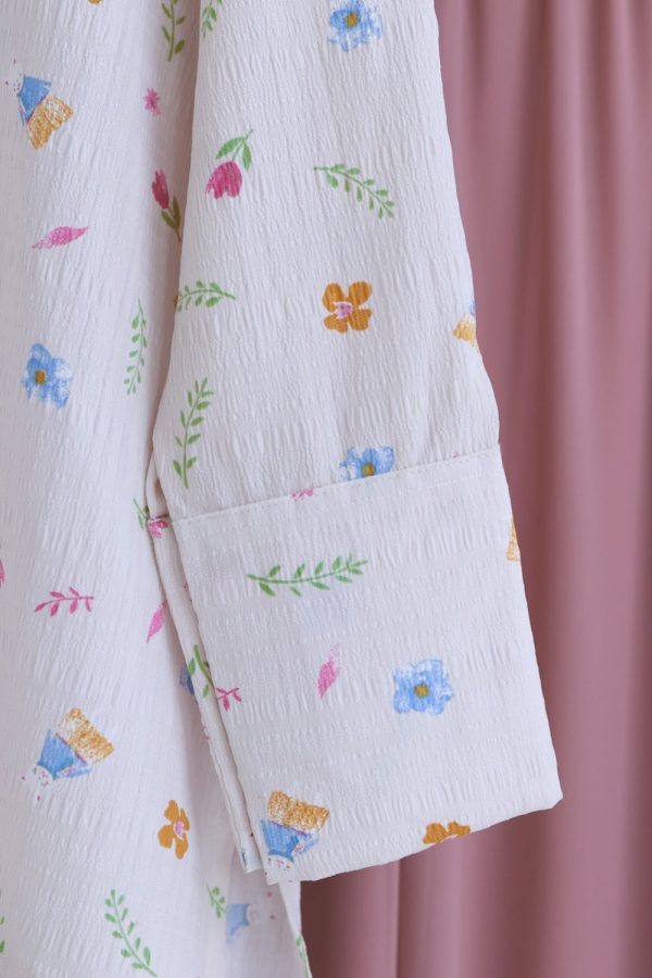 KAREENA.WHITE.4 KAREENA.WHITE.4