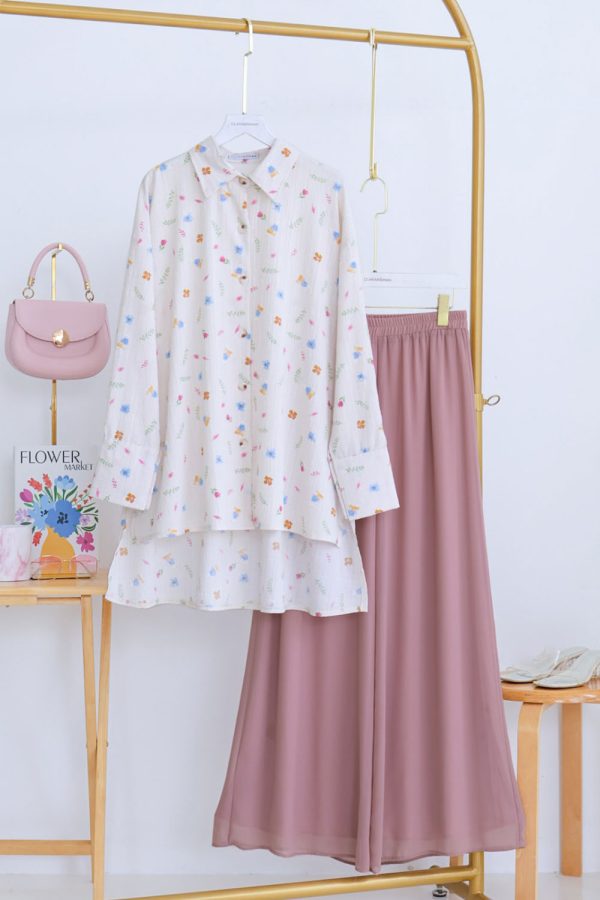 KAREENA.WHITE.6 KAREENA.WHITE.6