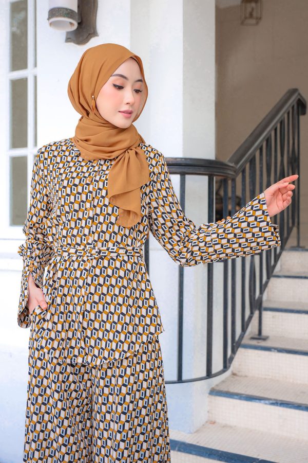 MADISON.MARIGOLD.7 MADISON.MARIGOLD.7