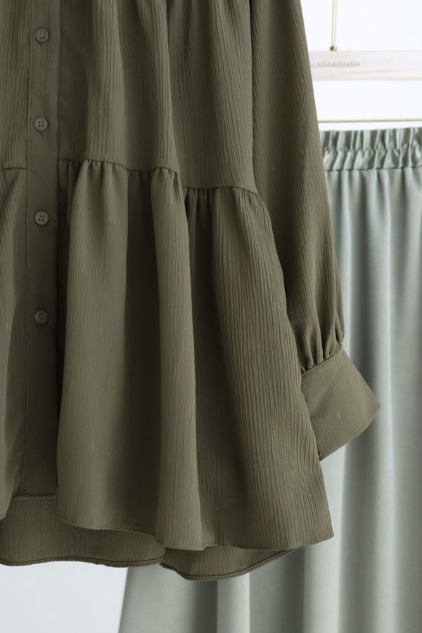 MONIKA.OLIVE.3 MONIKA.OLIVE.3