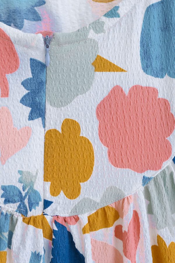 MELCIA.WHITE.3 MELCIA.WHITE.3