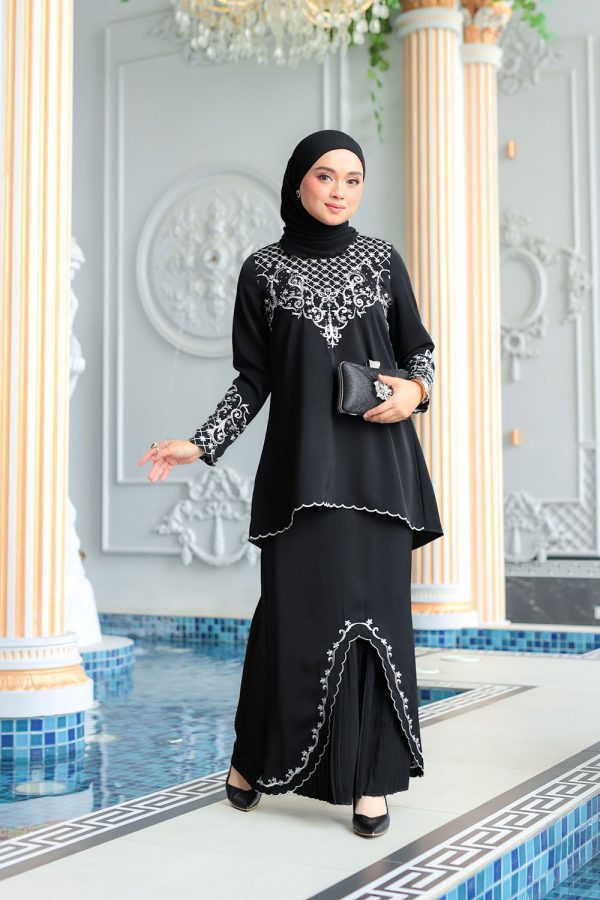 MALIQA.BLACK.1