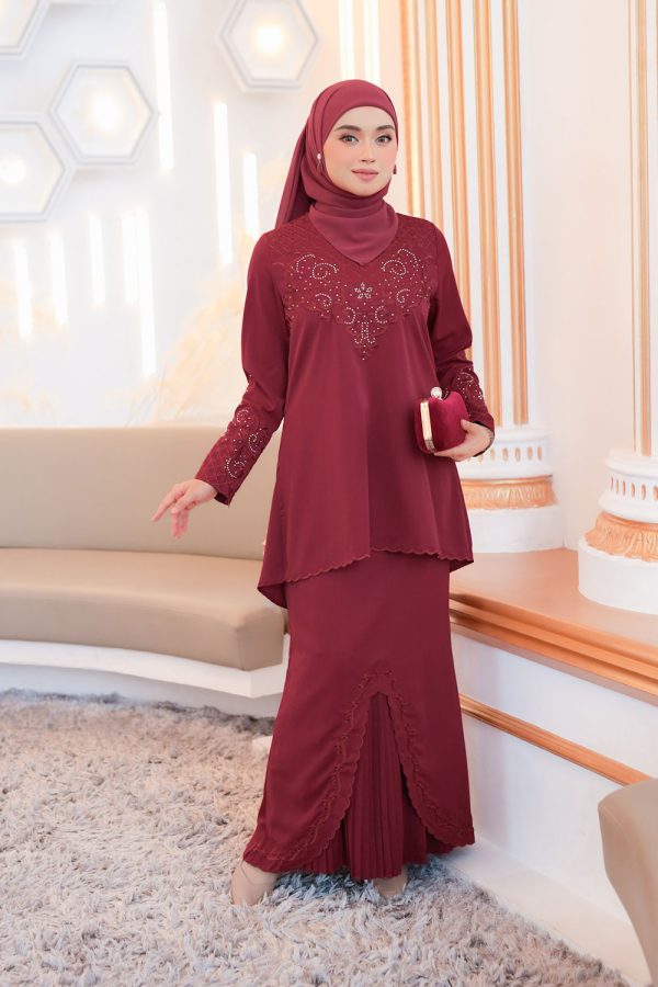 MALIQA.MAROON.1