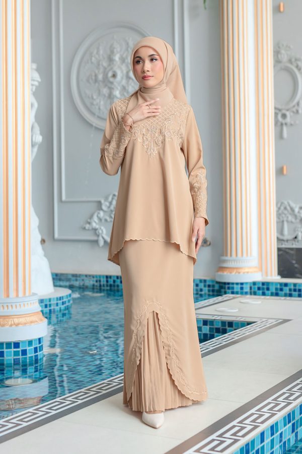 MALIQA.NUDE.1N
