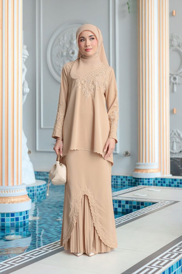 MALIQA.NUDE.2N MALIQA.NUDE.2N