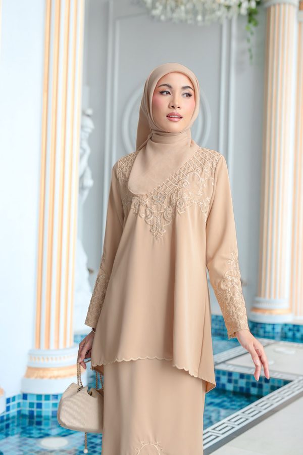 MALIQA.NUDE.4N MALIQA.NUDE.4N