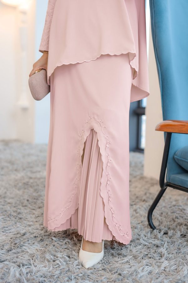 MALIQA.PINK.6 MALIQA.PINK.6