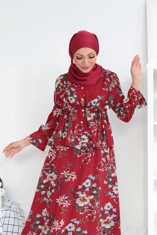 ELOURA.MAROONTOP.D