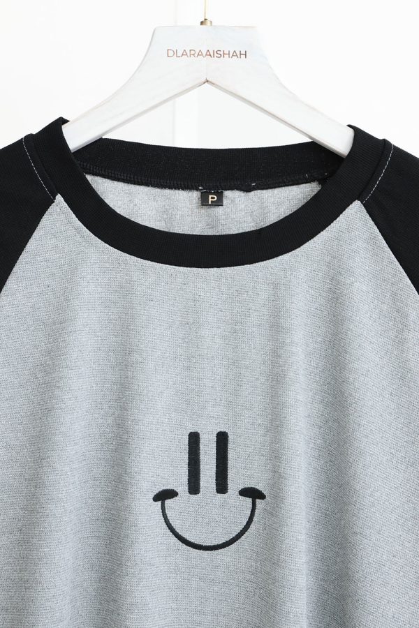SMILEY.GREY.1