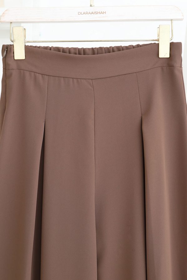 LUMIA.BROWN.1 LUMIA.BROWN.1