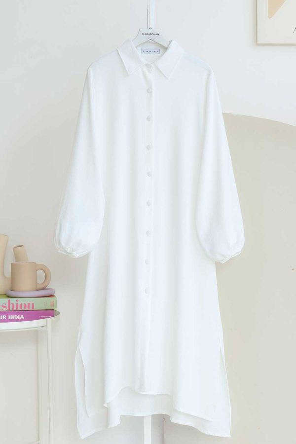 EVITA.WHITE.D