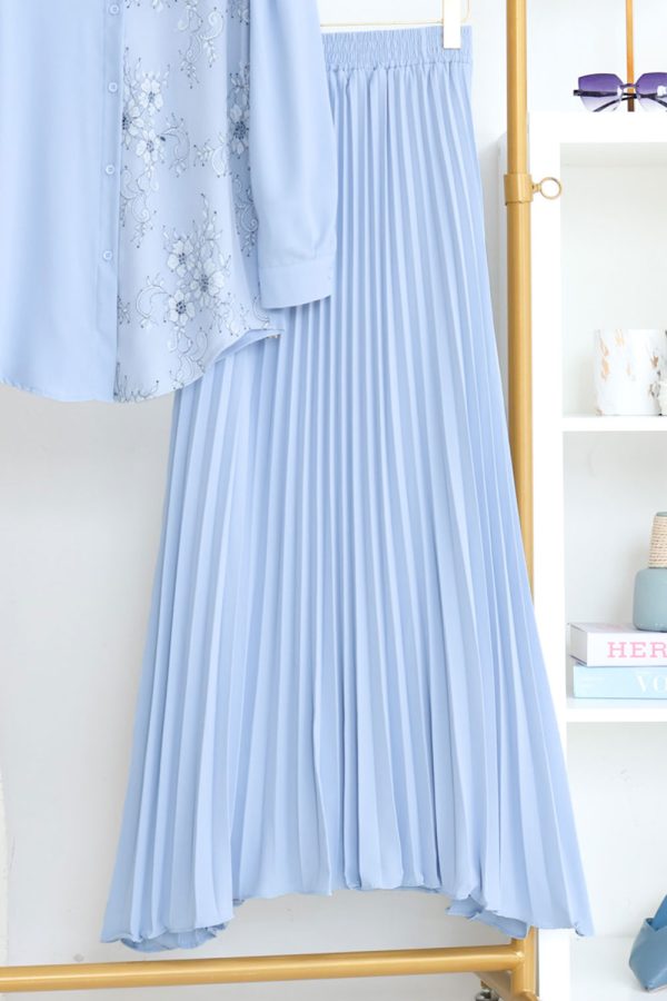 CLAUDIAPLEATED.BLUE.D