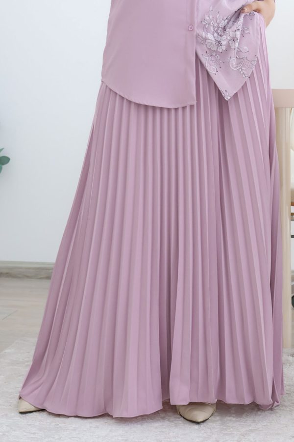 CLAUDIAPLEATED.LILAC.D