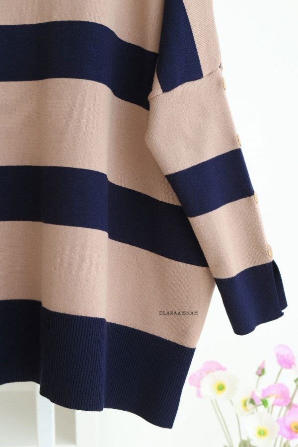TRIXIE.NAVY.2
