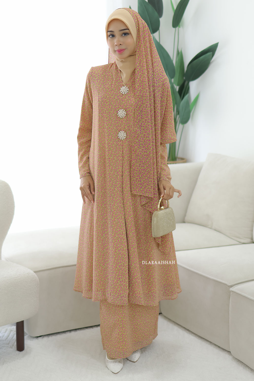 MAHSURI.BROWN-FUSCHIA.D MAHSURI.BROWN-FUSCHIA.D