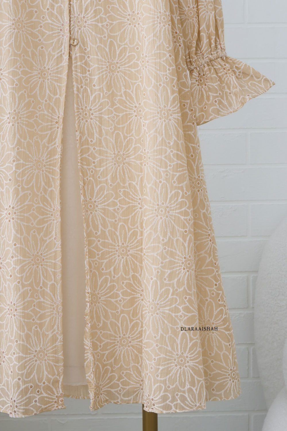 DAISYLB.SANDBEIGE.4 DAISYLB.SANDBEIGE.4