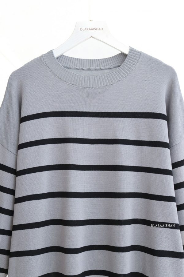 LUCKY.GREY.1