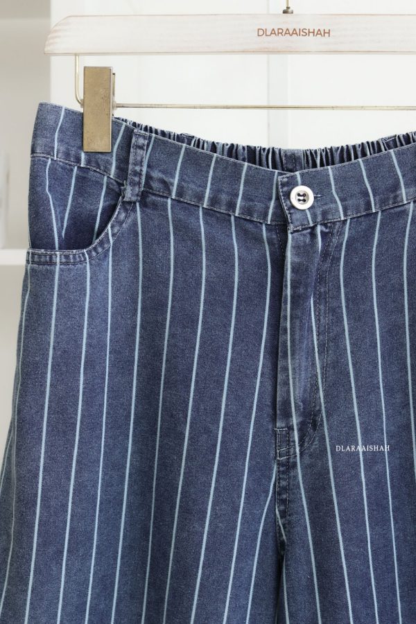 VIVIANJEANS.LIGHTBLUE.2