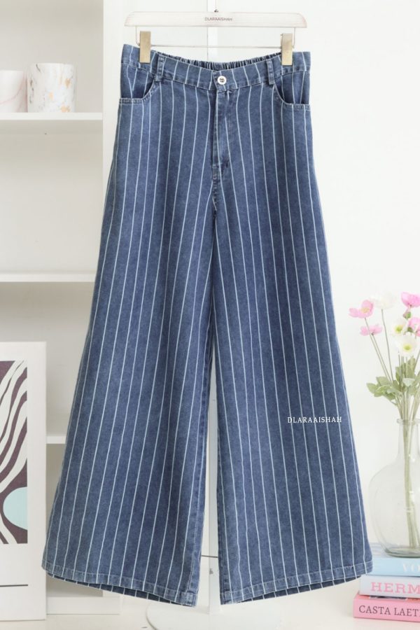 VIVIANJEANS.LIGHTBLUE.D