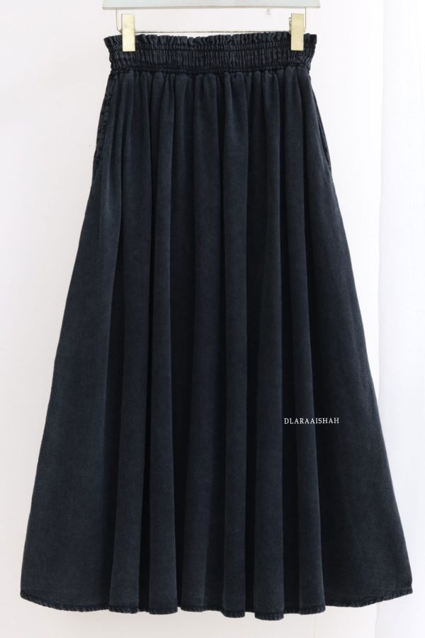 CERYNSK.BLACK.D