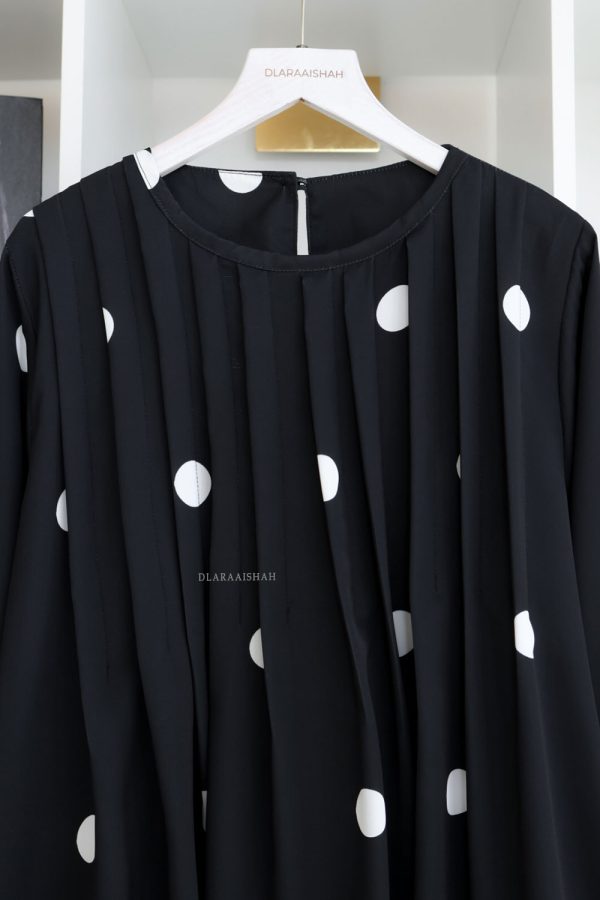 LUMI.BLACK.1