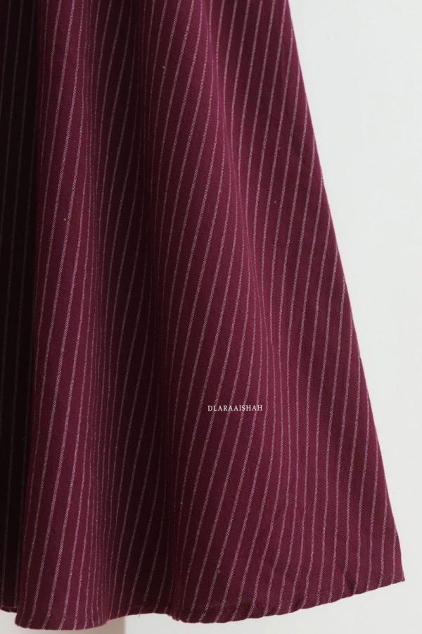 LIORASKIRT.MAROON.2
