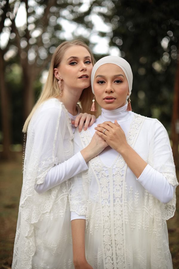 ANDORA LACEY CARDIGAN