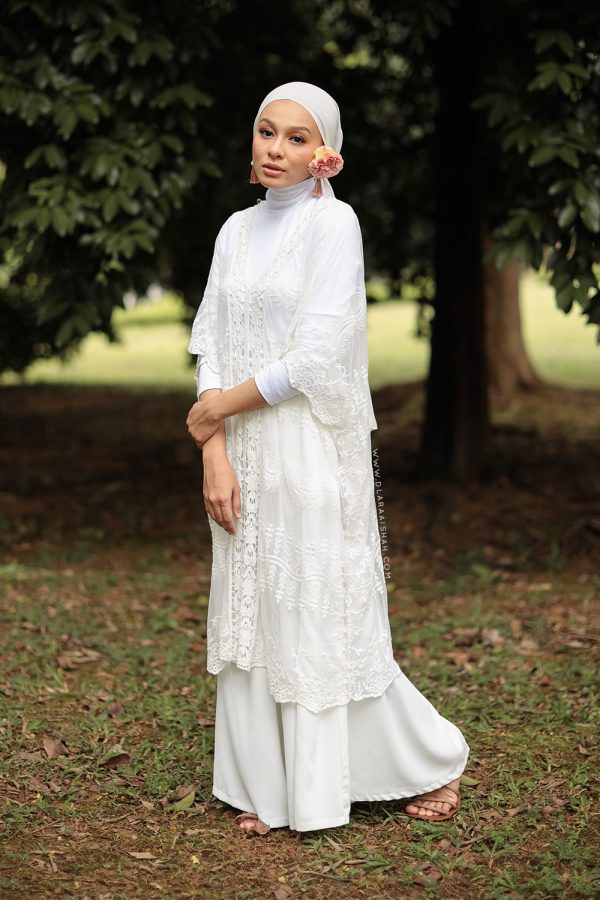 ANDORA LACEY CARDIGAN