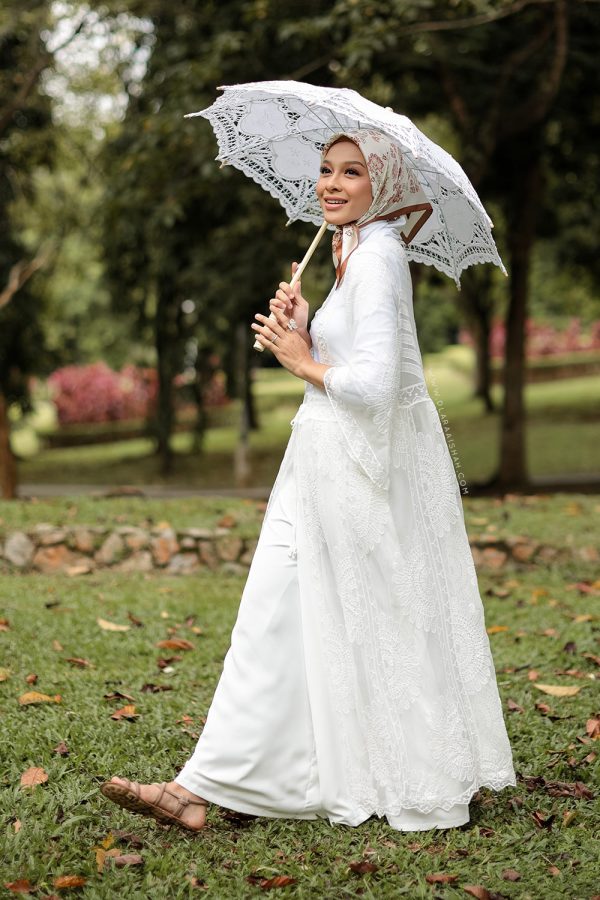 GRACE LACEY CARDIGAN