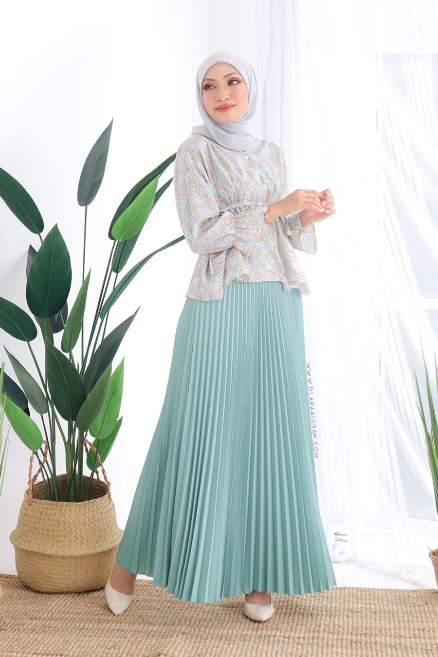 PLEATED SKIRT - MINT GREEN