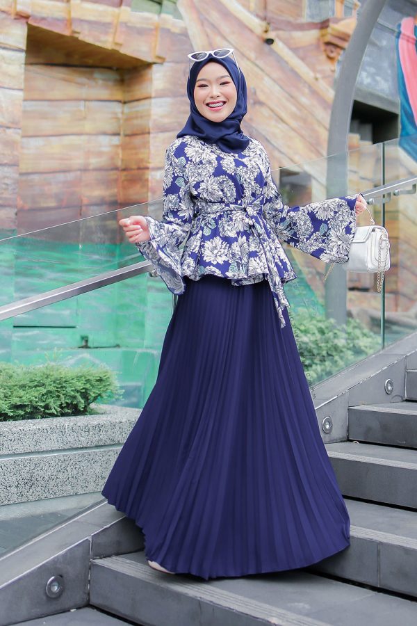 PLEATED SKIRT - NAVY