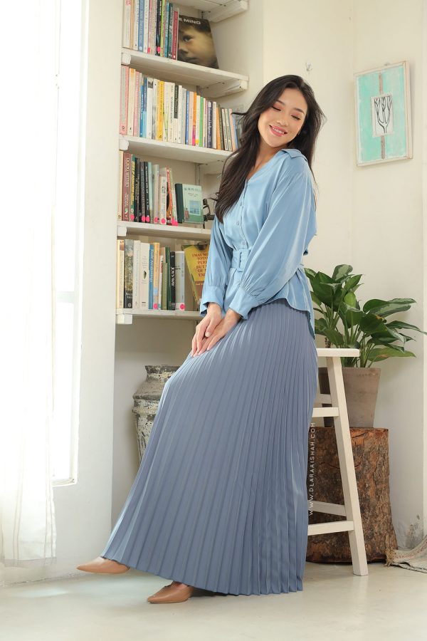 PLEATED SKIRT - SMOKEY BLUE