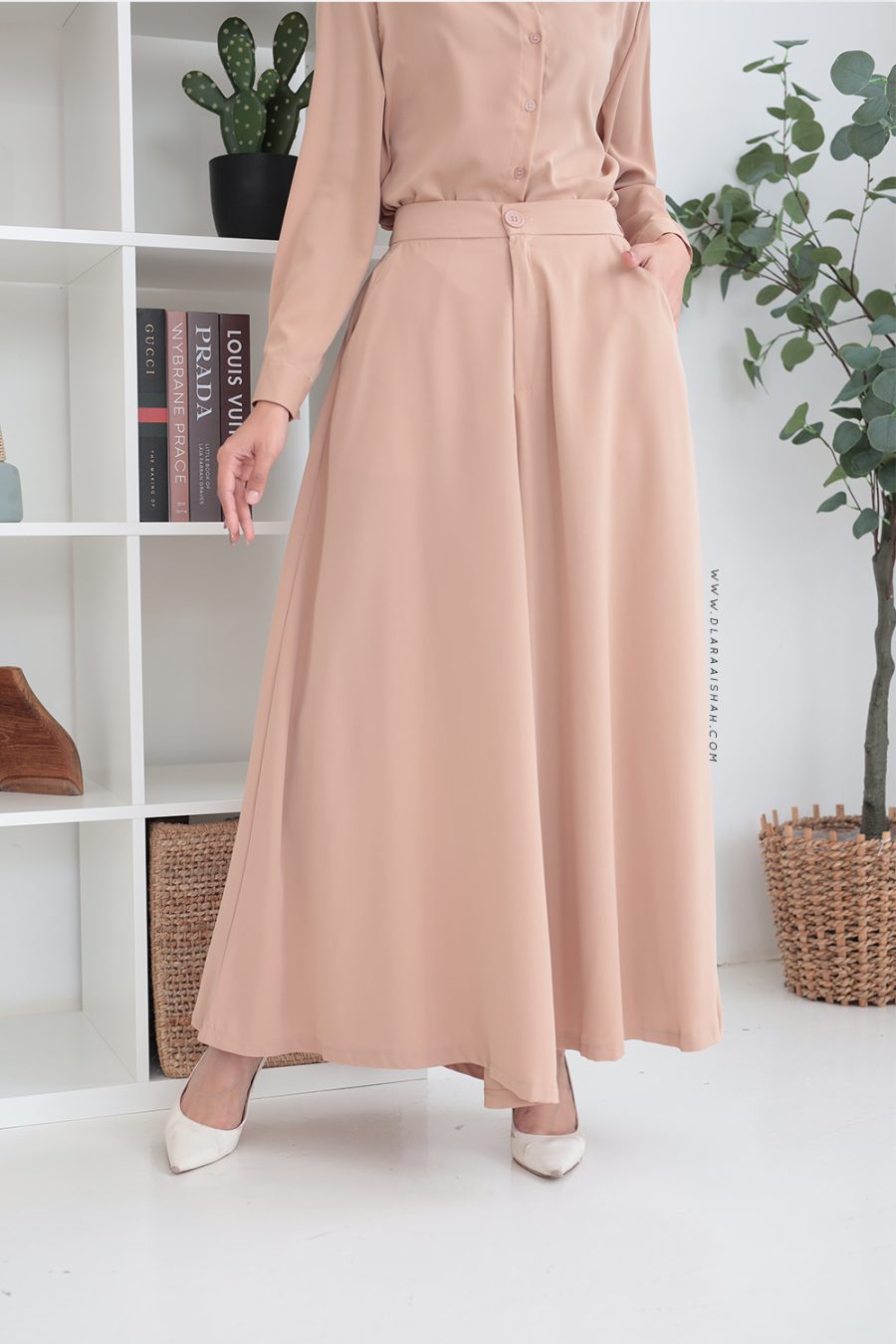 HANNAH PALAZO - NUDE