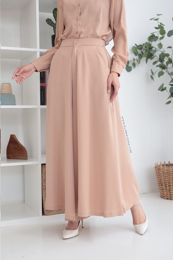 HANNAH PALAZO - NUDE