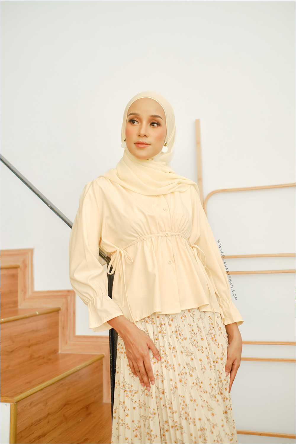 LAMIA BLOUSE - CREAM  (TOP ONLY)
